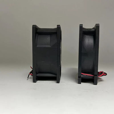 พัดลม DC ขับเคลื่อนปริมาณสูง 45 CFM 26g/7.5g พัดลม DC CPU น้ำหนักเบา