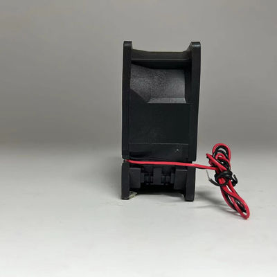 พัดลม DC ขับเคลื่อนปริมาณสูง 45 CFM 26g/7.5g พัดลม DC CPU น้ำหนักเบา